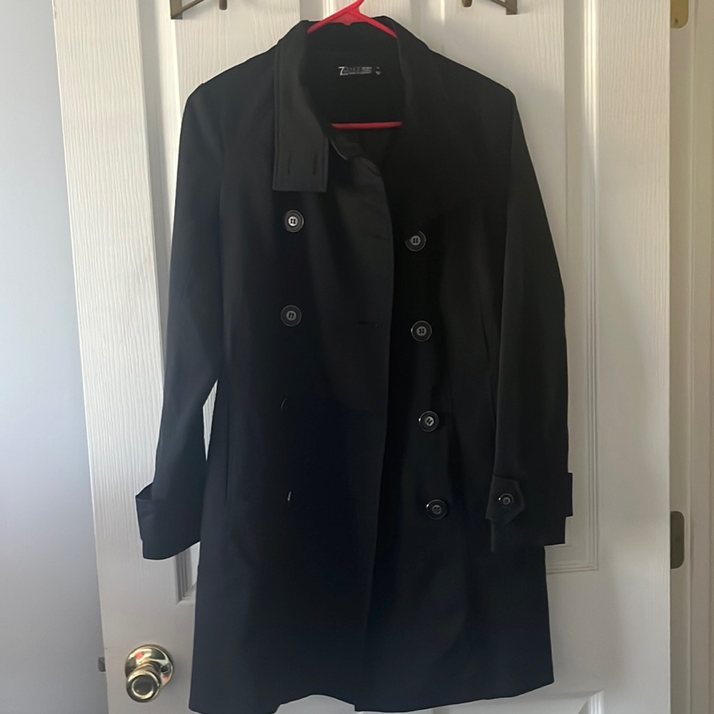 7th Avenue Design Studio New York & Co, Black Trench Coat in XS